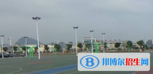 來賓航空職業(yè)技術學校2020年招生簡章