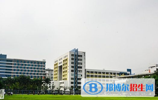 廣東2020年男生讀汽修學校