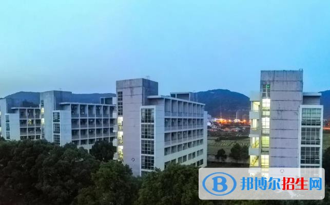 平陽縣職業(yè)中等專業(yè)學校怎么樣，好不好
