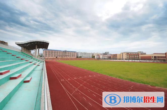 義烏國(guó)際商貿(mào)學(xué)校怎么樣、好不好