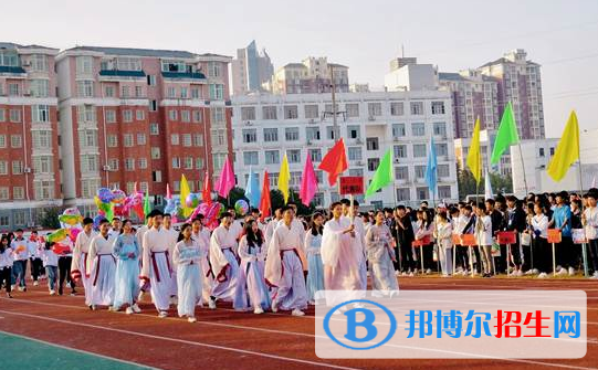 高安職業(yè)教育中心2020年報(bào)名條件、招生要求、招生對(duì)象