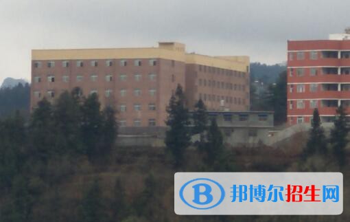 納雍中等職業(yè)學(xué)校2020年報(bào)名條件、招生要求、招生對(duì)象