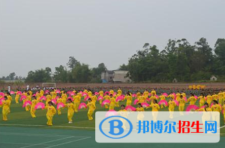 重慶梁平職業(yè)教育中心2020年報(bào)名條件、招生要求、招生對(duì)象