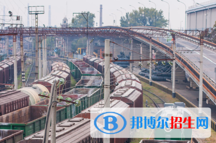 江西2020年讀鐵路學(xué)校學(xué)什么好