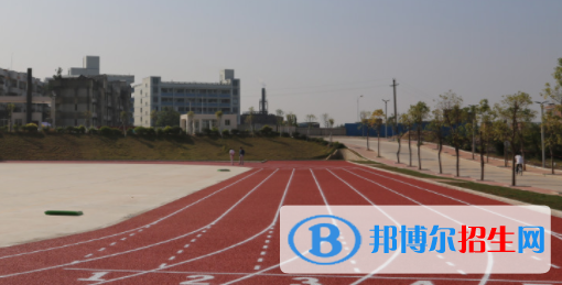 廣西梧州商貿(mào)學校2020年報名條件、招生要求、招生對象 