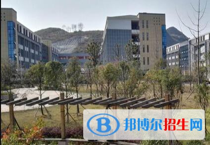 貴州農(nóng)業(yè)機(jī)電學(xué)校2020年報(bào)名條件、招生要求、招生對(duì)象