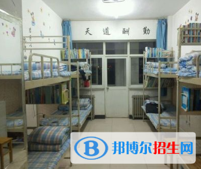 靈寶職業(yè)中等專業(yè)學(xué)校2021年宿舍條件