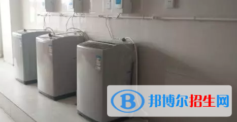 甘肅萬(wàn)通汽車(chē)學(xué)校2020年招生辦聯(lián)系電話(huà)