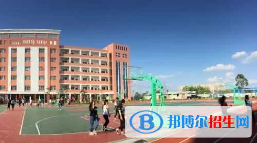玉林機電工程學校2020年招生辦聯(lián)系電話