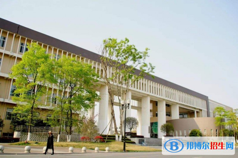 黃梅第五高級中學(xué)2020年報(bào)名條件、招生要求、招生對象