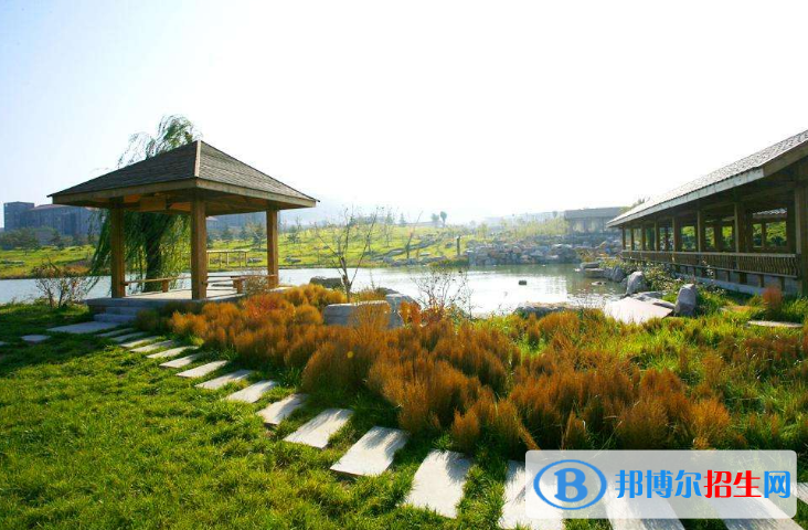 新鄉(xiāng)相魁中等專業(yè)學校2021年招生辦聯(lián)系電話