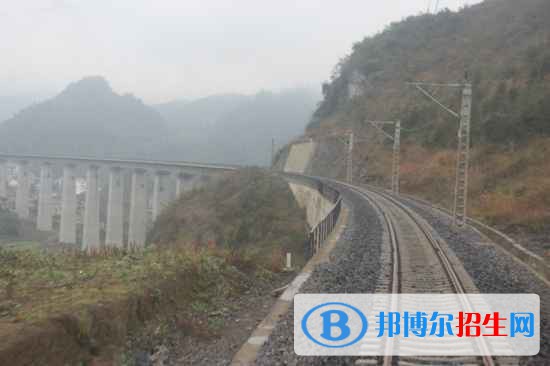 四川2020年鐵路學校學費多少