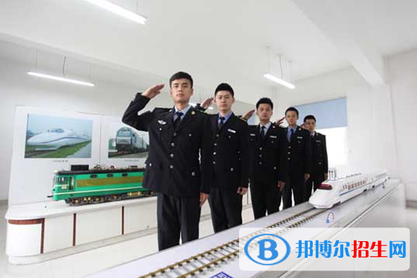 南京市2020年男生可以讀鐵路學校嗎