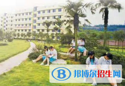 重慶2022年初中生報什么鐵路學校最好