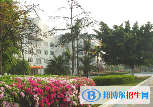東莞機電工程學(xué)校網(wǎng)站網(wǎng)址
