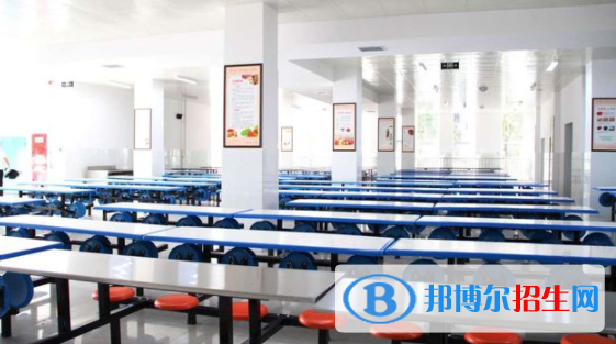 四川廣元川師大萬(wàn)達(dá)中學(xué)