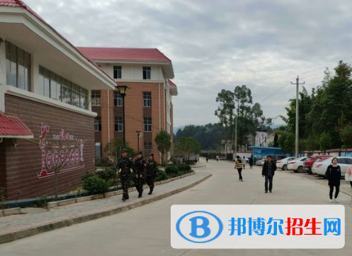 上猶中等專業(yè)學(xué)校2020年報名條件、招生要求、招生對象
