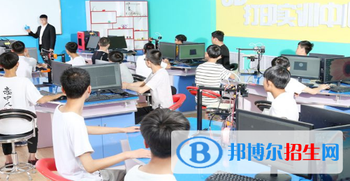 甘肅秦隴技工學(xué)校2020年報(bào)名條件、招生要求、招生對(duì)象