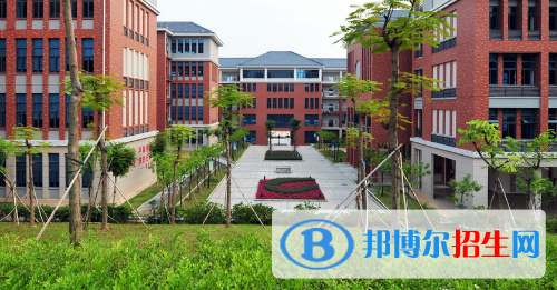 東莞輕工業(yè)學(xué)校怎么樣、好不好