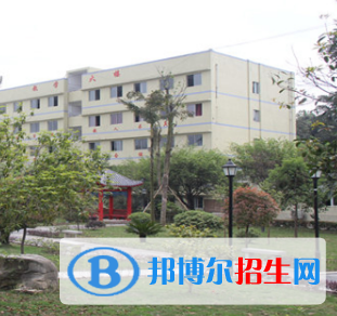 重慶2022年女生上什么鐵路學校好