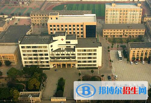 河南醫(yī)藥衛(wèi)生學(xué)校2021年報名條件、招生對象