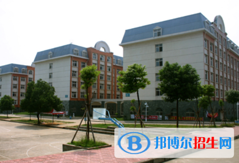 江西醫(yī)藥學校怎么樣、好不好