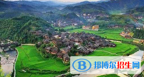 三江侗族自治縣職業(yè)技術學校2020年招生辦聯系電話 