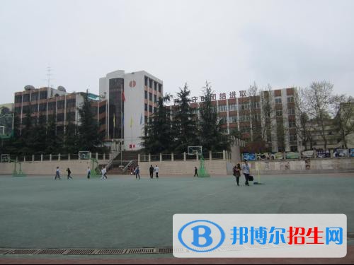 貴陽(yáng)財(cái)經(jīng)學(xué)校2020年報(bào)名條件、招生要求、招生對(duì)象