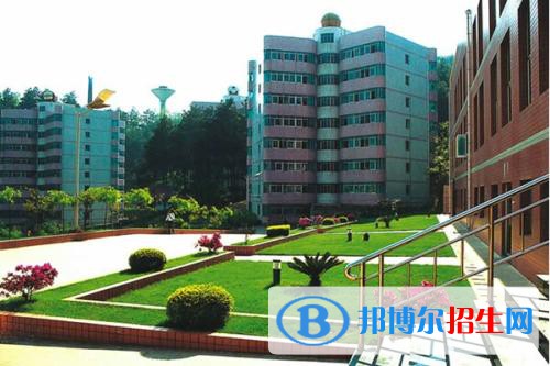 貴陽財經學校怎么樣，好不好