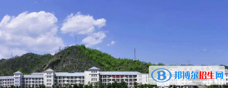 欒川中等職業(yè)學(xué)校2021年報(bào)名條件、招生要求、招生對(duì)象