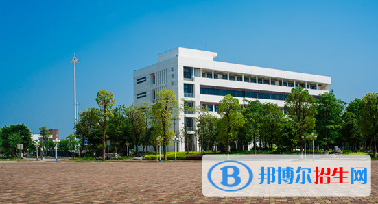 柳州第一職業(yè)技術學校2020年報名條件、招生要求、招生對象 