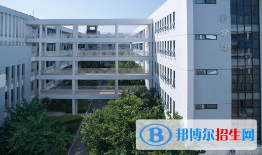 柳州第一職業(yè)技術(shù)學校2020年招生辦聯(lián)系電話 
