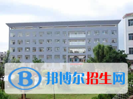 丘北民生職業(yè)技術(shù)學(xué)校2020年報(bào)名條件、招生要求、招生對(duì)象