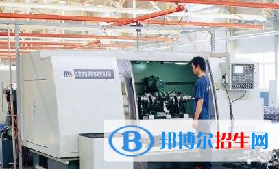 河南信陽航空服務(wù)學(xué)校2021年報名條件、招生要求、招生對象