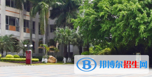 廣州旅游商務(wù)職業(yè)學(xué)校2020年招生辦聯(lián)系電話(huà)