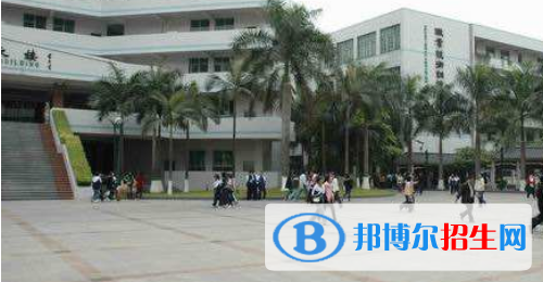 廣東財經(jīng)職業(yè)技術(shù)學校地址在哪里