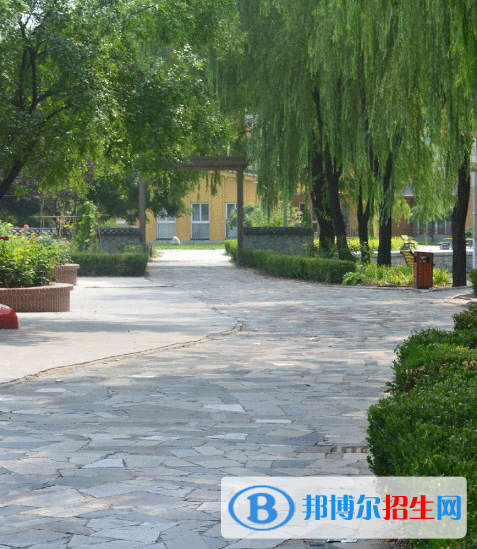 河南郟縣科技中等專業(yè)學校2021年招生辦聯(lián)系電話