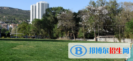 天水岷山技工學(xué)校2020年報(bào)名條件、招生要求、招生對(duì)象