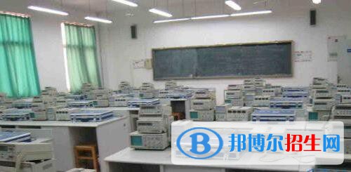 貴州機(jī)電技工學(xué)校2020年報(bào)名條件、招生要求、招生對象