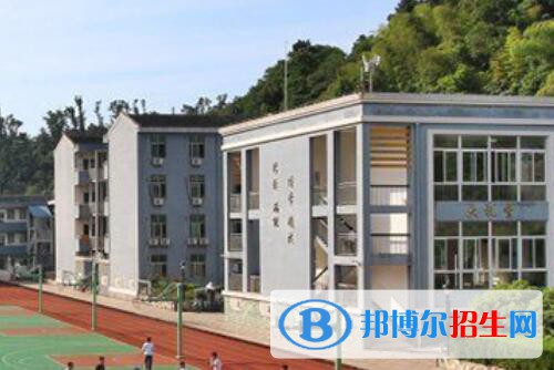 蒼南縣金鄉(xiāng)職業(yè)學校2022年招生辦聯(lián)系電話