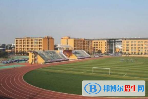 六盤水理工職業(yè)技術(shù)學(xué)校2020年報(bào)名條件、招生要求、招生對(duì)象