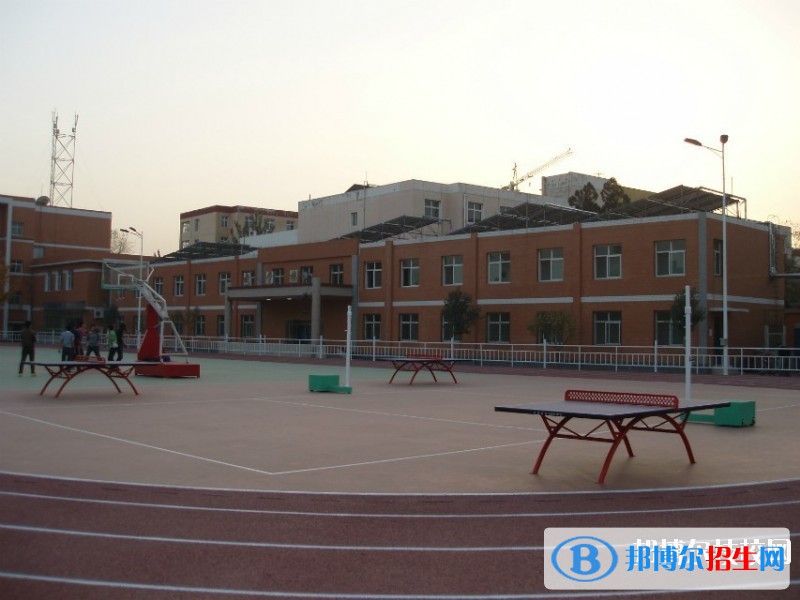河北信息工程學校網站網址