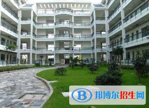 無錫旅游商貿(mào)高等職業(yè)技術(shù)學(xué)校怎么樣、好不好