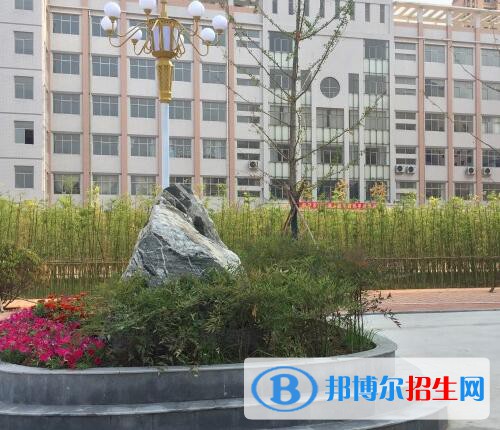 商丘中等專業(yè)學(xué)校2021年報(bào)名條件、招生對象