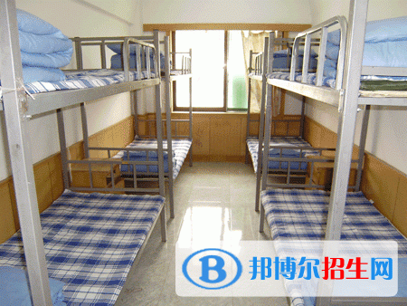 黃岡計(jì)算機(jī)信息工程中等專業(yè)學(xué)校2020年宿舍條件