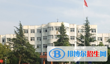 河南南陽宛西中等專業(yè)學(xué)校2021年報(bào)名條件、招生要求、招生對象
