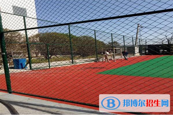 六盤水千惠職業(yè)技術(shù)學校2020年報名條件、招生要求、招生對象