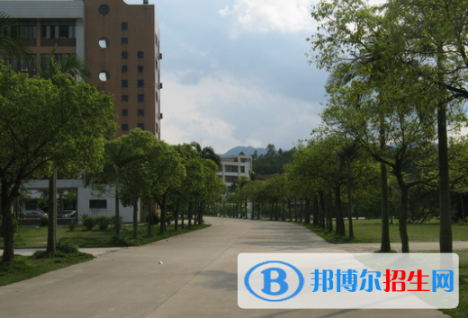 廣州僑光財(cái)經(jīng)職業(yè)技術(shù)學(xué)校怎么樣、好不好