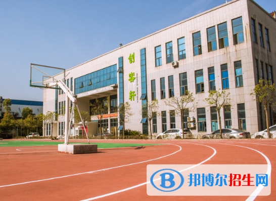 長沙2020年初中生讀鐵路學校