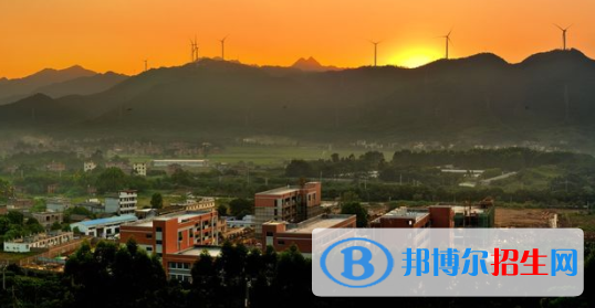 興業(yè)中等職業(yè)技術(shù)學(xué)校怎么樣、好不好